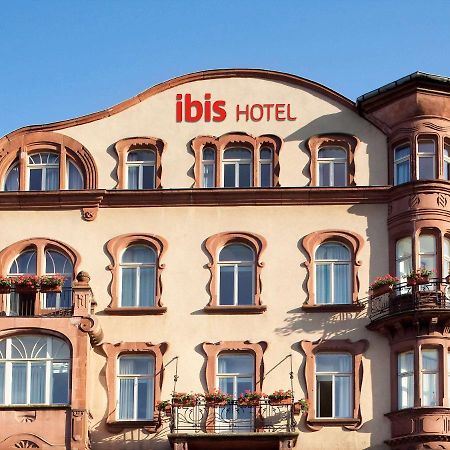 Ibis Metz Centre Gare Hotel Buitenkant foto